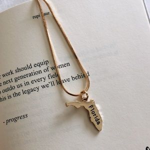 Hand made 14K necklace (Florida)